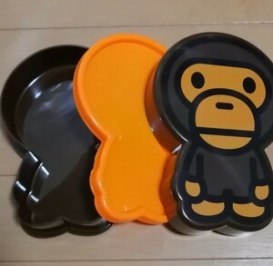 新品　Ａ　ＢＥＴＨＩＮＧ　ＡＰＥ　　ア　ベイシング　エイプ　お弁当箱♪