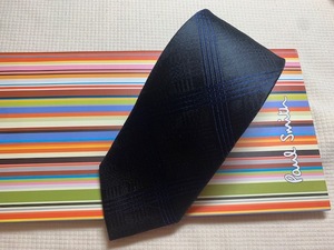Paul Smith ポールスミスMade in Italy ネクタイ黒、青柄シルク100