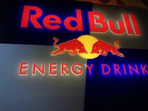 レッドブル 巨大 ビンテージ アメリカン ネオン サイン RED BULL 電飾 電光 看板 ランプ ガレージ ダイナー ライト 雑貨 インテリア 壁掛け_画像6