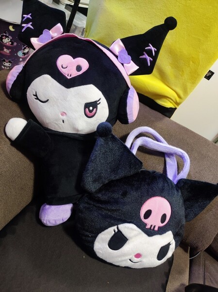 未使用♪クロミちゃんビッグぬいぐるみ&フェイス型バッグまとめ売り