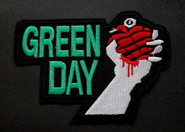 黒赤緑GD左手■新品 『GREEN DAY グリーン.ディ』アメリカ パンク・ロックバンド　刺繍ワッペン■ミュージック 音楽■ 洋服・衣類・衣服DIY