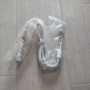 USB ケーブル