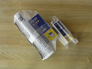 未開封品、EPSON＞＞IC5CL06＋IC1BK05（黒＋カラー）＜＜黒＋カラーセット、送料３５０円