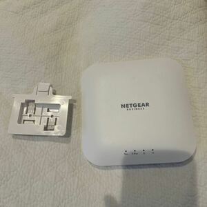 中古 NETGEAR WiFi6 AX1800 Dual Band無線LAN 法人向け アクセスポイント PoE受電 11ax (1201Mbps+574Mbps) WAX214 MU-MIMO 2x2