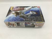 #65/KA610★【未組立・日本未発売】機動戦士ガンダム MG RX-78-2 ガンダム 1年戦争戦勝記念仕様 海外アジア地域限定商品 プラモデル_画像3