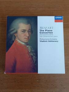 CD　モーツァルト　ピアノコンチェルト　Mozart: The Piano Concertos　A223