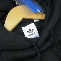 新品★アディダス オリジナルス/adidas/アディカラー 3Dトレフォイル プルパーカー272/553黒/【L】_画像2