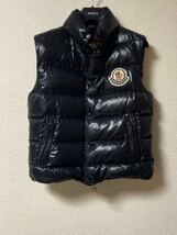 ☆希少！MONCLER TIBET ダウンベスト 国内正規　モンクレールチベット　デカワッペン_画像1