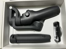 【美品】DJI ジンバル Osmo Mobile 6 3軸スマホジンバル トラッキング機能 内蔵延長ロッド 携帯性＆折りたたみ設計　スタビライザー_画像2