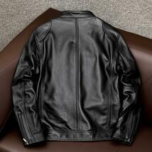 高品質 レザージャケット シングルライダース 革ジャン カウハイド 牛革 バイクレザー 本革 メンズファッション 機関車 バイカー 選択2XL_画像2