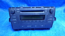 トヨタ　30　プリウス　ZVW30　純正　CD デッキ オーディオ　プレーヤー　ラジオ　　動作品　管H1115-3_画像1