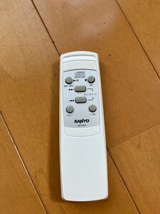 RB-PR83 サンヨー　オーディオプレイヤー　リモコン　ジャンク　レトロ家電