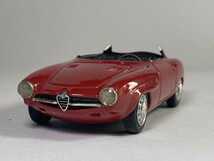 [ジャンク] アルファロメオ Alfa Romeo ジュリア スプリント スペチアーレ Giulia SS 1/43 - メーカー不明 レジンモデル_画像1