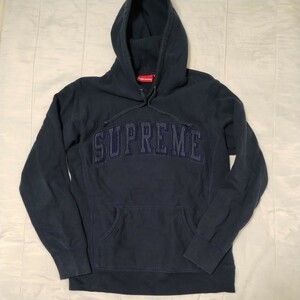 希少 美品 Supremeシュプリームスウェットパーカー紺ネイビー