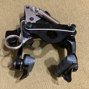 シマノ デュラエース SHIMANO DURA-ACE BR-R9110 リア用 R55C4シュー IBRR9110R82