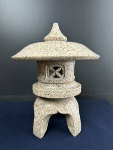 [KA129] 御影石 灯篭 灯籠 日本庭園 庭石 ガーデニング 石造 石彫