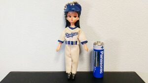 リカちゃん MLBリカキーホルダー ドジャース リカちゃん人形 タカラトミー メジャーリーグ 野球 ベースボール 着せ替え MLB 3UB