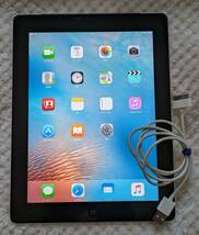 動作品 Apple iPad2 A1396 64GB iOS9.3.5 第2世代 シルバー 純正充電・データ転送ケーブル付き iPad 2 3G 稼働品_画像1