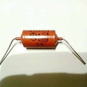 旧ソ連製　オイルコンデンサ K40P-2b 0.022uF 400V 未使用1本