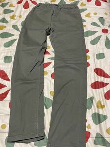 GU ストレッチパンツ カーキ色　USED 150cm 100円〜最落無しUSED 14-2