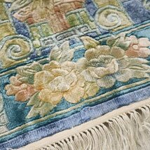 中国伝統 高級 シルク 緞通 玄関マット 90×61cm 花柄 青 ブルー ラグ 小型 絨毯 カーペット 敷物 段通★724h11_画像5