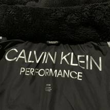 TT1☆ 保温性抜群!! 'フード裏ボアデザイン' Calvin Klein PERFORMANCE カルバンクライン 肉厚 ジップアップ 中綿 ジャケット S アウター_画像7