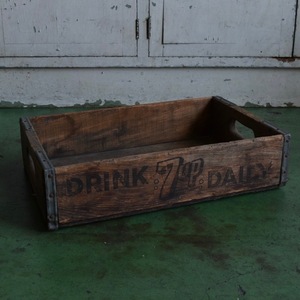 Vintage USA Bottle Crate '7up' ボトルクレート ミルク 木箱 リンゴ箱 ウッドボックス コーラ アメリカ アンティーク ヴィンテージ Y-1775