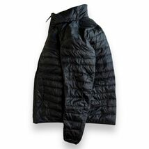 UNIQLO ユニクロ 311-156558 ウルトラ ライト ダウン ジャケット 軽量 スタンドカラー インナーダウン ナイロン ジップ 防寒 M ブラック 黒_画像6