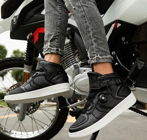 バイクブーツ オートバイ靴 メンズ ライディングシューズ プロテクター 保護 カジュアル 通気性 耐磨耗性 滑り止め 黒 24cm~27.5cm