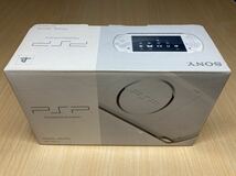 新品未使用未開封　PSP3000パールホワイト SONY ソニー　プレイステーションポータブル_画像4