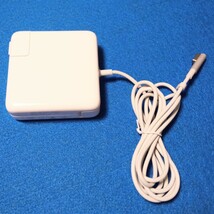 1円スタート 85W Magsafe Power Adapter　A1172_画像1