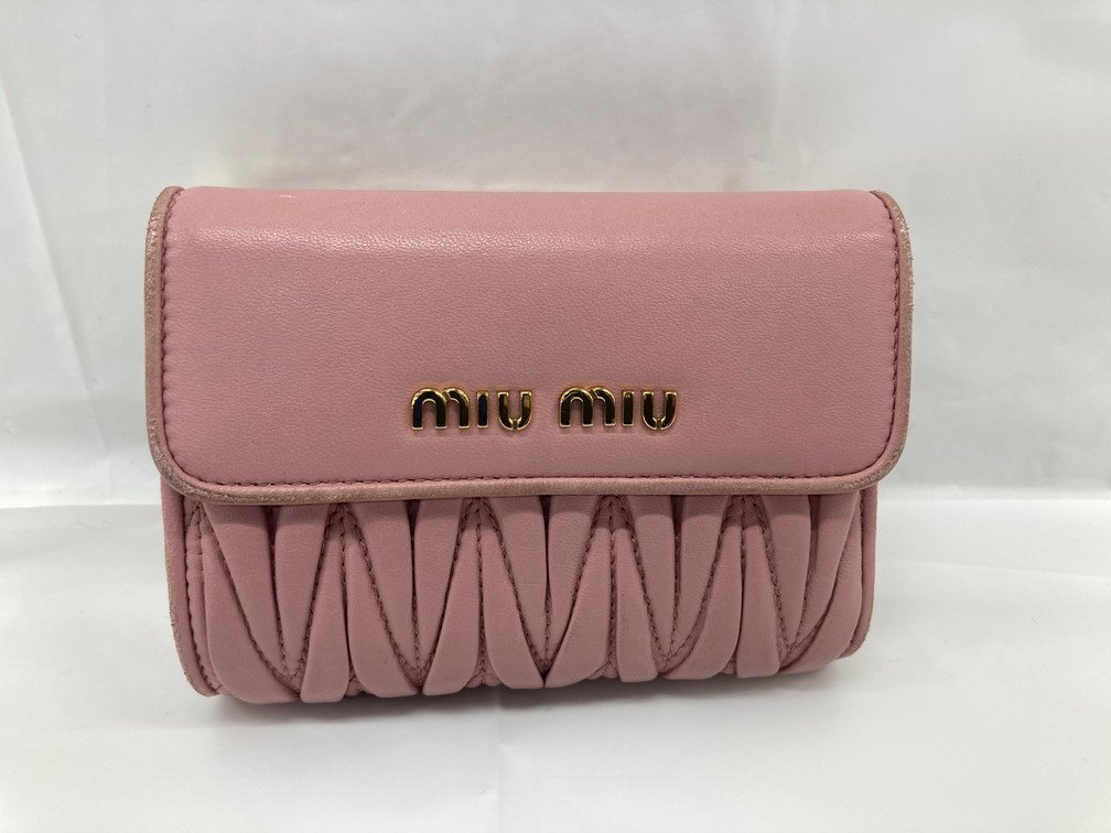 Yahoo!オークション -「ミュウミュウ miumiu 財布」の落札相場・落札価格