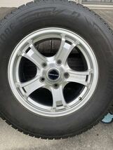 ランクル200 スタッドレスタイヤ　21年製　ブリヂストン　DM-V3 285/65R18 約8.5〜9分山　ホイール、ナット付き　_画像3