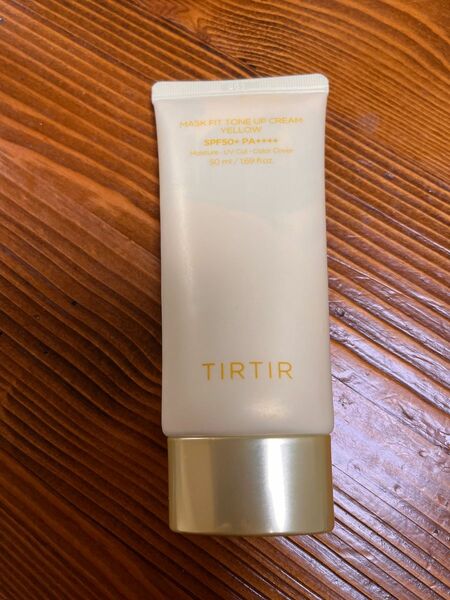 化粧下地　TIRTIR MASK FIT TONE UP CREAM YELLOW ティルティル