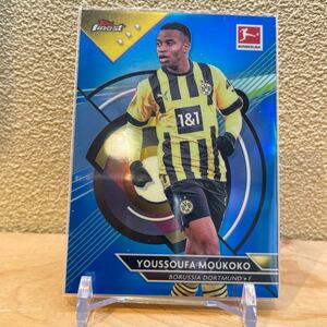 Topps Bundesliga Finest Chrome blue refractor 22/23 Borussia Dortmund Youssoufa Moukoko /150