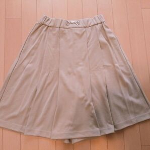◯スクロール スカート風キュロット ベージュ