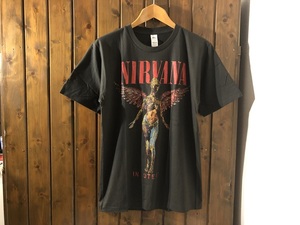 新品●ニルヴァーナ　IN UTERO TOUR　ビンテージスタイル　Tシャツ［L］●グランジ/ロックバンド/カートコバーン/イン・ユーテロ/NIRVANA