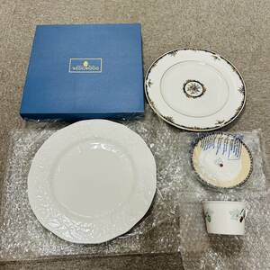 【SPM-1759】1円～！WEDGWOOD 食器おまとめ 大皿 コーヒーカップ ティーカップ FRUIT SYMPHONY STRAWBERRY OSBORNE 状態写真参照