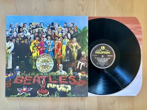 YELLOW PARLOPHONE STEREO PCS7027 SGT. PEPPERS Reissue LP アナログレコード john lennon paul mccartney ビートルズ beatles eu uk