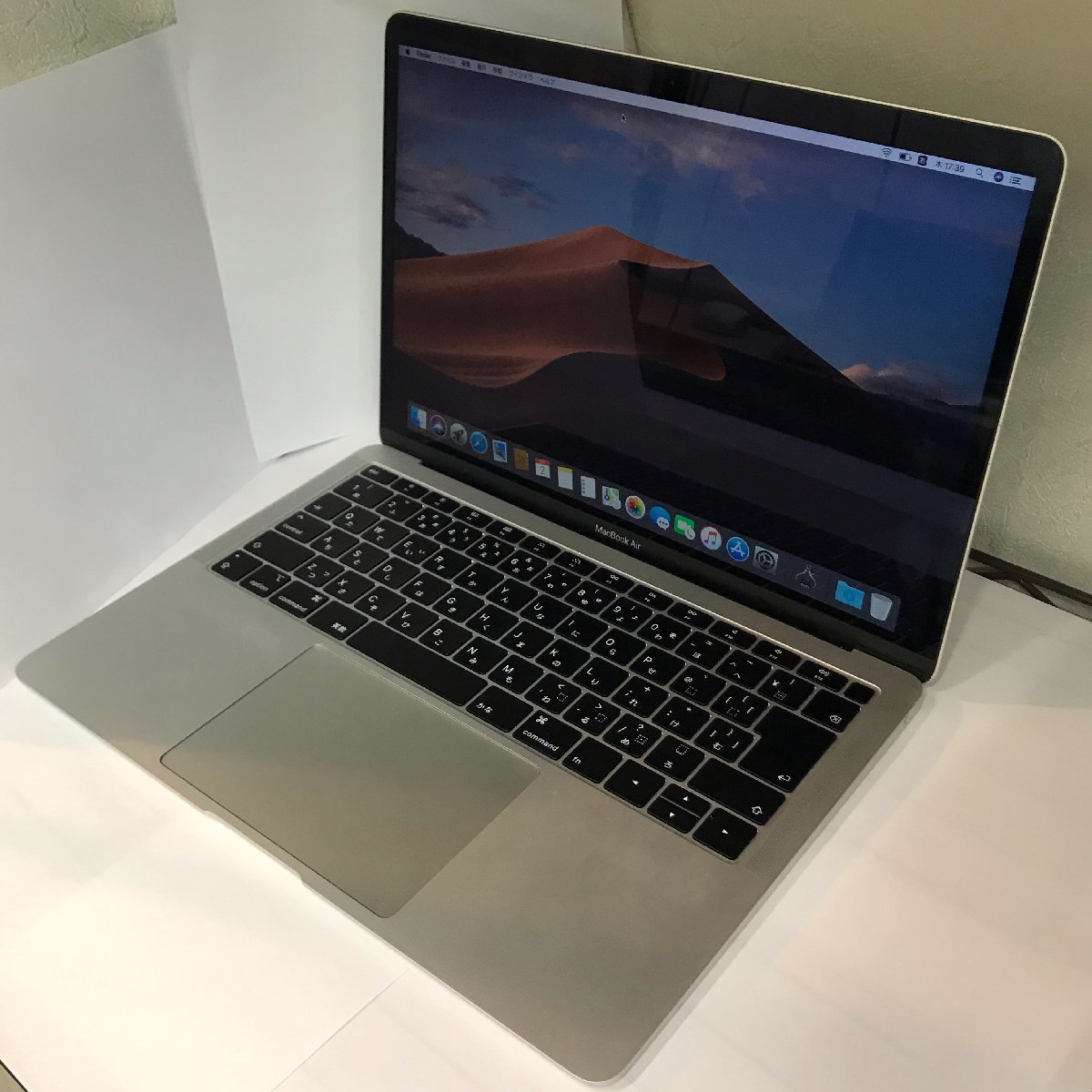 Apple MacBook Air Retinaディスプレイ 1600/13.3 MREA2J/A [シルバー