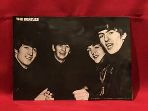 8173レトロ●THE BEATLES/ビートルズ 写真タイプ 厚手ポスター 42×30㎝ 1970～80年代 シワ、シミ、キズなどあり 中古