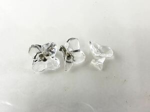 【SM582】片耳ジャンク品 Baccarat バカラ クリスタルガラス フラワー 花 クリップ式 イヤリング レディース アクセサリー 箱付き