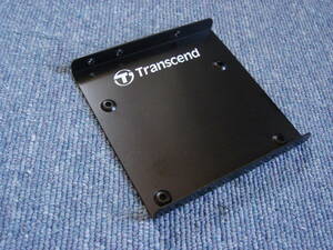 新品? C 2.5インチSSD/HDD→3.5インチベイ搭載用マウンタ Transcend ジャンク扱い