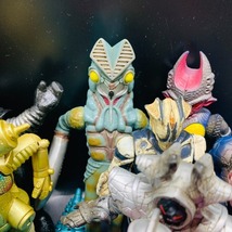 1円出品 ウルトラマン 怪獣 まとめ売り おもちゃ 人形 ウルトラ怪獣 ソフビ BANDAI 円谷プロ 記念 戦隊もの レトロ ヴィンテージ 12849_画像9