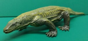 コモドドラゴン　コモドオオトカゲ　トカゲ　オオトカゲ　蜥蜴　とかげ　爬虫類　フィギュア