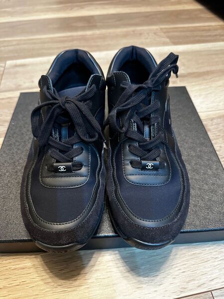 CHANEL スニーカー