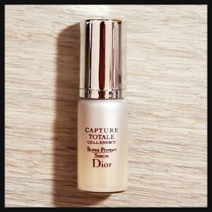 【ミニサイズ】 クリスチャンディオール Dior カプチュールトータルセルENGYスーパーセラム 5ml 