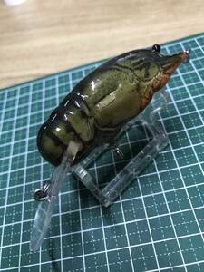 バグリー　スモールフライ　クレイフィッシュ　bagley　SMALL FLY Crayfish　ザリガニ　ボディーに割れ（ひび）あり