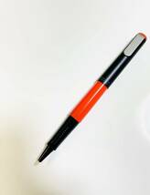 PLATINUM SOFT PEN プラチナ　ソフトペン　採点ペン　赤軸　希少　廃盤　旧型　昭和レトロ文房具　新古品(未使用)本体のみ・インクなし　_画像1