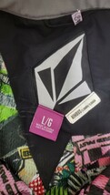 【送料無料】 上下セット VOLCOM スノーボードウェア Lサイズ _画像5